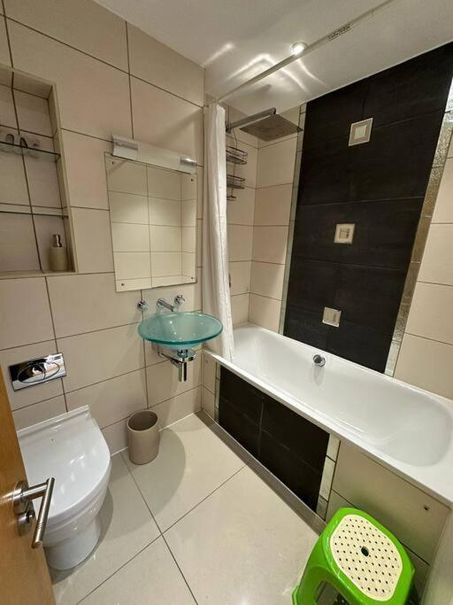 Апартаменты Two Br Flat 5 Mins Walk From London Eye G96 Экстерьер фото